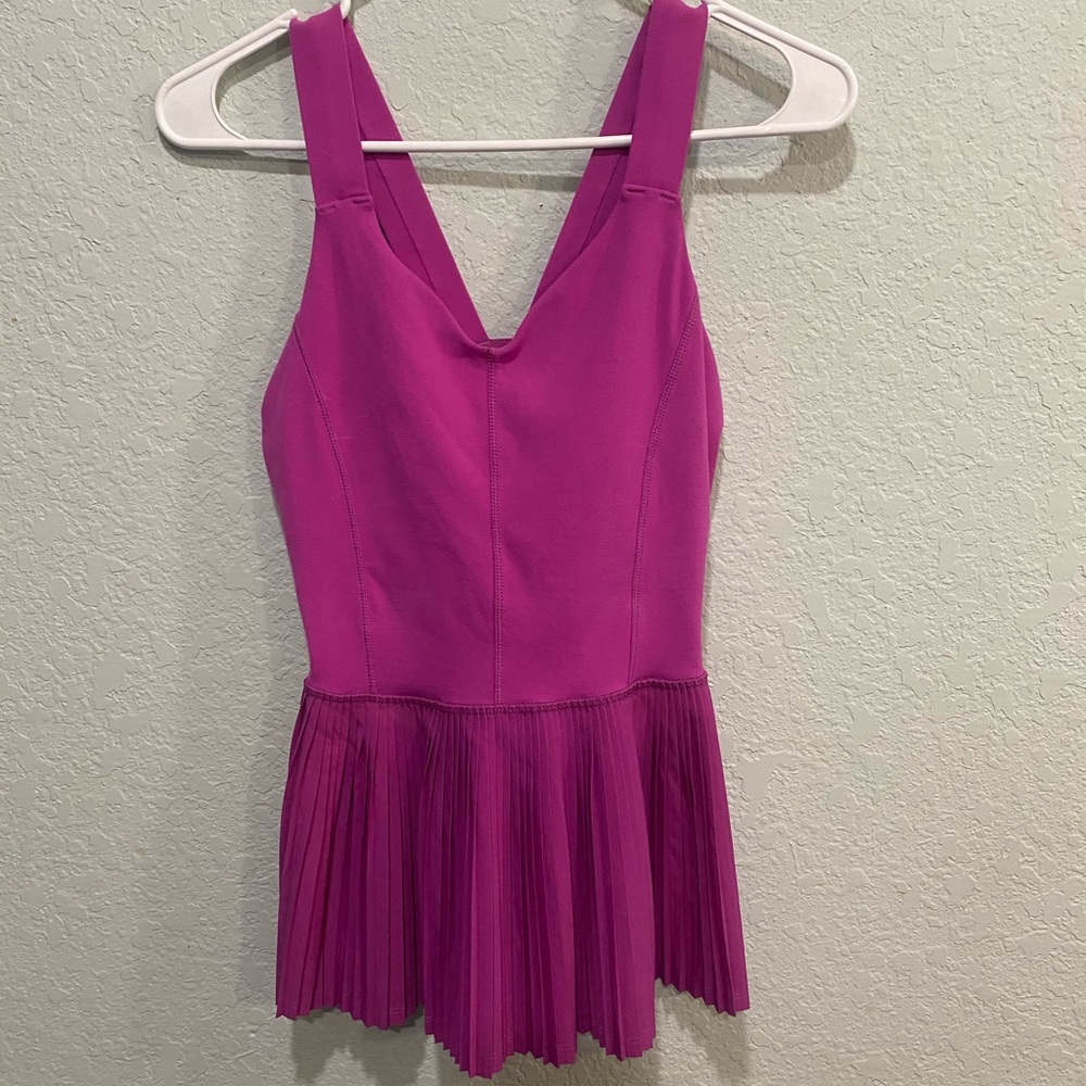Lulu lemon pleated peplum top